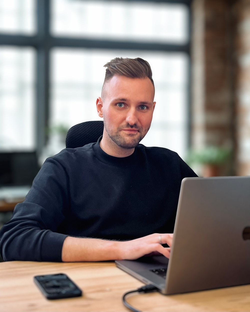 Szymon Lisowski – Co-Founder, Freeborn Advisory